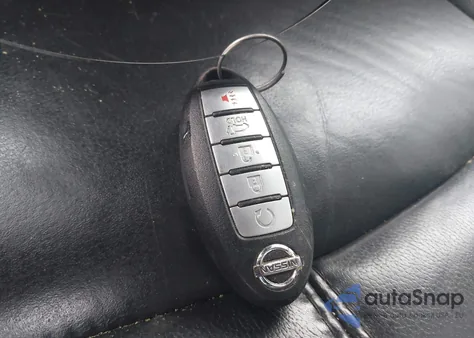 2017 Nissan Pathfinder S/Sv/Sl/Platinum из США, поврежденный, VIN 5N1DR2MM7HC656766